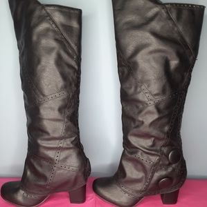 Vanity style women's knee black leather boots